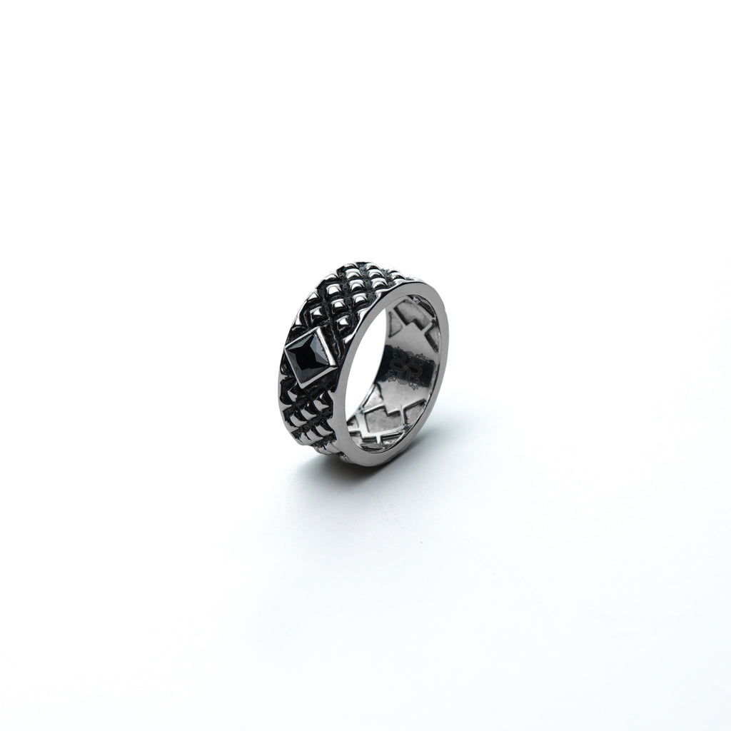Diamond Matrix: Silver Ring - Wide Pattern – NADURRA